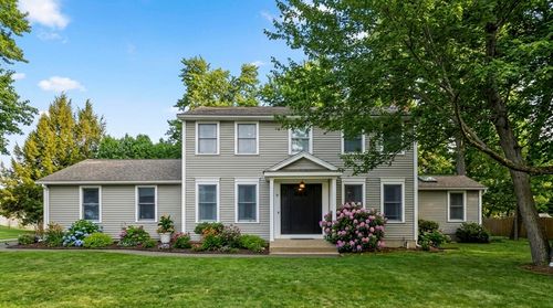 9 Post Rd, Chicopee, MA, 01020-4877 | Card Image