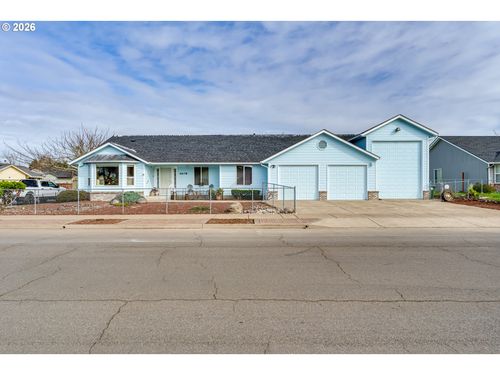 4608 Holly St, Springfield, OR, 97478 | Card Image