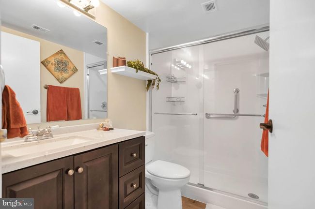 APT-101 - 2817 Jermantown Rd, Condo with 2 bedrooms, 2 bathrooms and null parking in OAKTON VA | Image 21