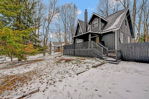 358 Sidney Ave, Pocono Summit, PA, 18346-7638 | Card Image