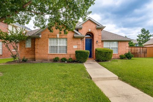 1512 Bastrop Dr, Carrollton, TX, 75010-6423 | Card Image
