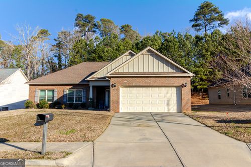 862 Crescent Ln, Griffin, GA, 30224-9028 | Card Image