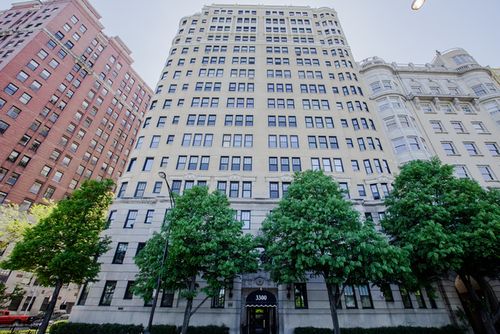 apt-9d-3300 N Lake Shore Dr, CHICAGO, IL, 60657-3979 | Card Image