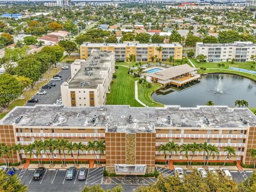 apt-303-201 Se 11th Ter, Dania Beach, FL, 33004-4435 | Card Image