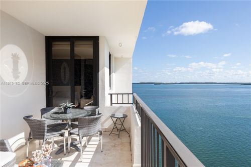 apt-a1207-520 Brickell Key Dr, Miami, FL, 33131-2421 | Card Image