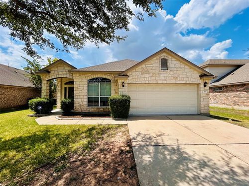468 Clarence Ct, Buda, TX, 78610-2805 | Card Image