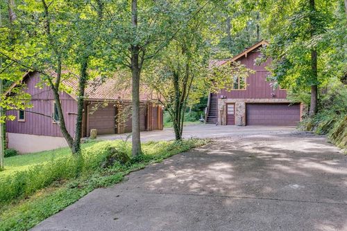 629 Julia Dr, Cookeville, TN, 38506-4245 | Card Image