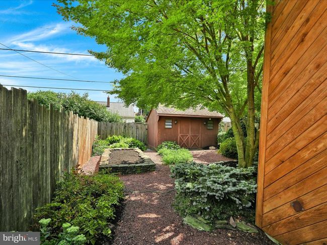 112 Eric Ave, House other with 3 bedrooms, 3 bathrooms and null parking in Shillington PA | Image 44