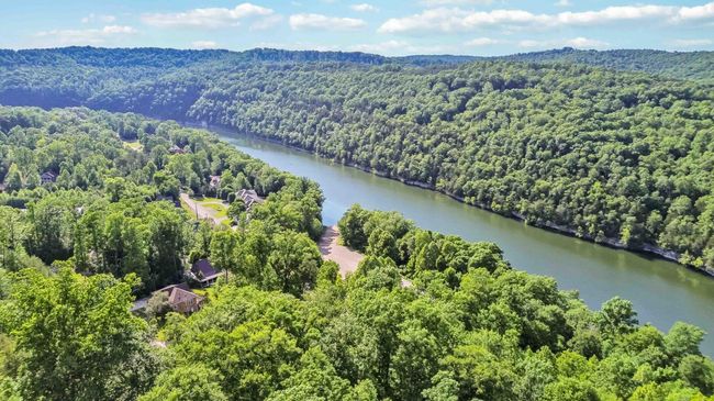 211 Stoneybrook Rd, House other with 2 bedrooms, 2 bathrooms and null parking in Burnside KY | Image 33