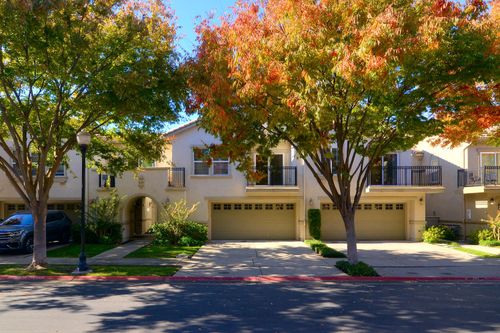 unit-1511-3301 N Park Dr, Sacramento, CA, 95835-1880 | Card Image