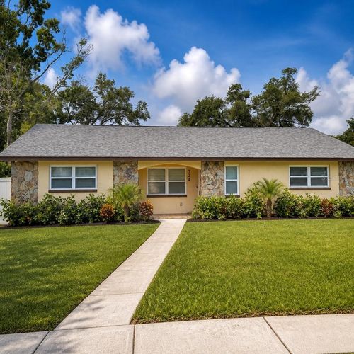 324 42nd Ave N, St Petersburg, FL, 33703-4828 | Card Image