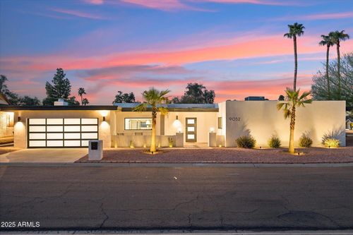 9052 N 29th St, Phoenix, AZ, 85028-5302 | Card Image