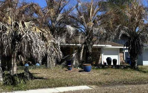 422 Portsmouth Dr, Slidell, LA, 70460-8406 | Card Image