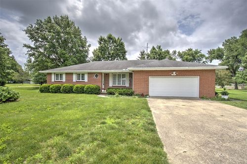 2311 Sands Drive, Decatur, IL, 62526 | Card Image