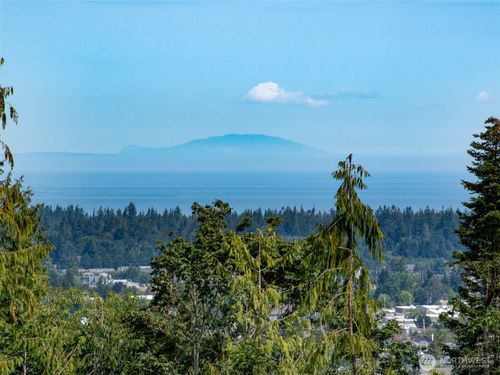 319 Reservoir Rd, Sequim, WA, 98382-3975 | Card Image