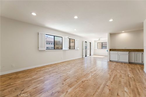 25-12300 Montecito Rd, Seal Beach, CA, 90740 | Card Image
