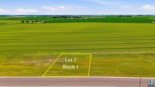 1505 Castle St Street, Larchwood, IA, 51241 | Card Image