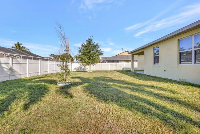 774 Se Ablett Ln, House other with 4 bedrooms, 3 bathrooms and null parking in Port St. Lucie FL | Image 26