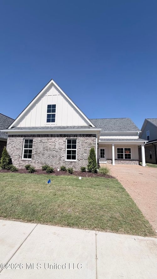 6056 Hickory Point Drive, Walls, MS, 38680 | Card Image