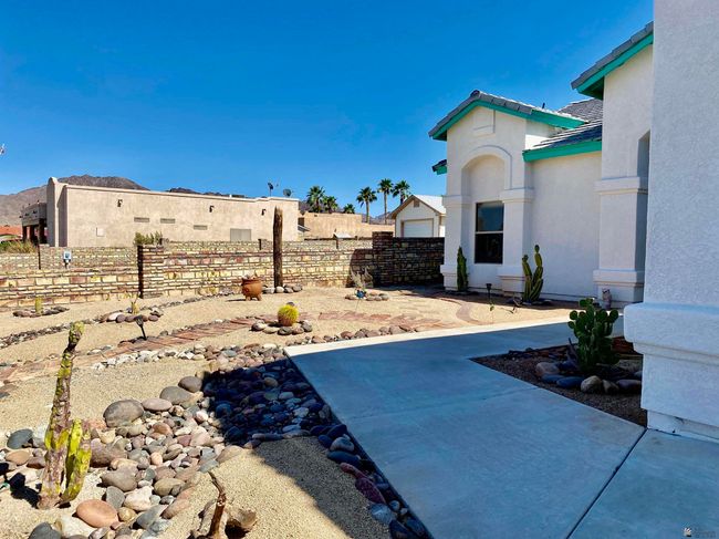 14393 E 53 Rd Ln, House other with 3 bedrooms, 2 bathrooms and 2 parking in Yuma AZ | Image 35