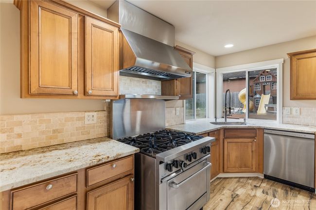 932 Tipsoo Loop N, House other with 3 bedrooms, 3 bathrooms and 2 parking in Rainier WA | Image 9