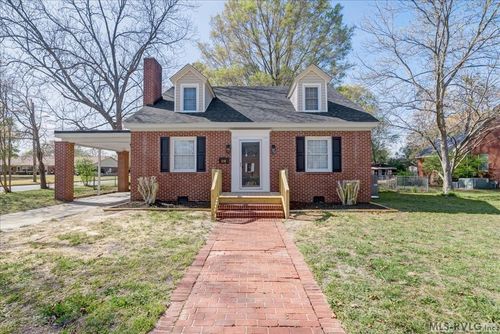 218 S West Street, Ahoskie, NC, 27910 | Card Image