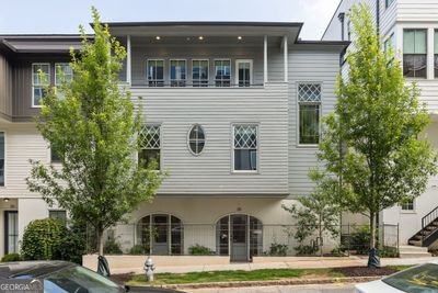 28 Bass Street Se, Townhouse with 3 bedrooms, 3 bathrooms and 2 parking in Atlanta GA | Image 1