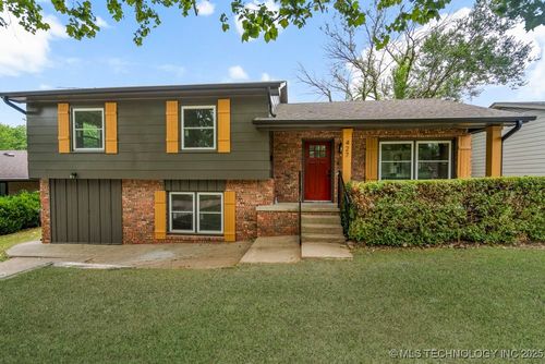 427 Moccasin Pl, Sapulpa, OK, 74066-3217 | Card Image