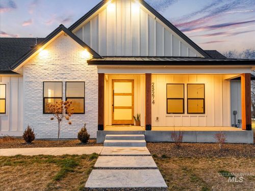 23274 Stonewater Ln, Wilder, ID, 83676-2000 | Card Image