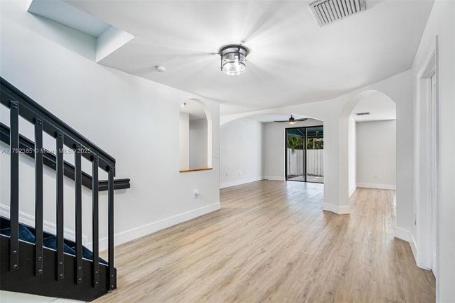 8658 Sw 159 Th Ct, Townhouse with 3 bedrooms, 2 bathrooms and null parking in Miami FL | Image 5