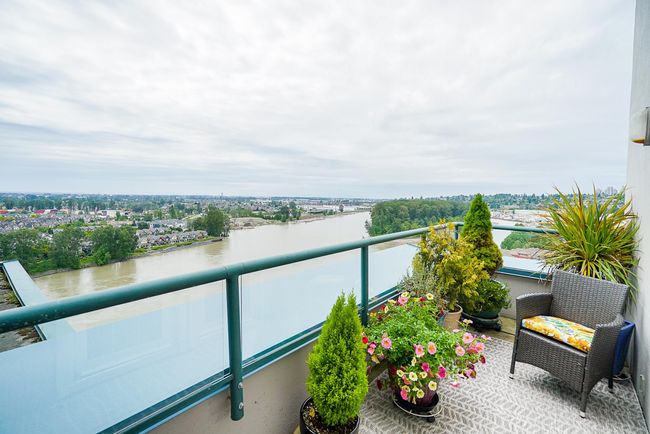 2003 - 8 Laguna Court, Condo with 2 bedrooms, 2 bathrooms and 2 parking in New Westminster BC | Image 1