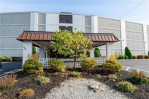 apt-110-143 Hoffman Ave, Cranston, RI, 02920-4538 | Card Image