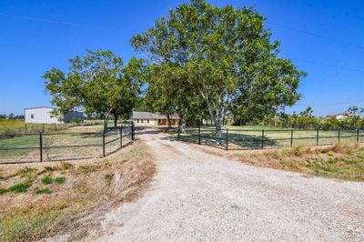 5610 Fenske Lane, House other with 4 bedrooms, 3 bathrooms and null parking in Needville TX | Image 3