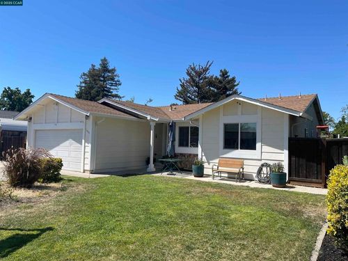1400 Wildcat Way, Oakley, CA, 94561 | Card Image