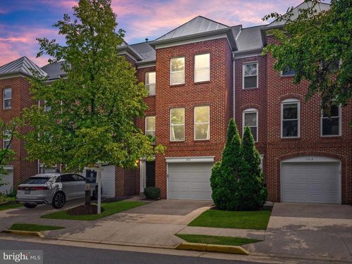 1711 Blue Flint Ct, RESTON, VA, 20190-3261 | Card Image