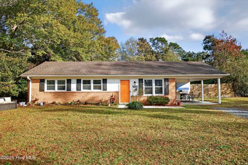 1022 Stevenson Dr, Wilmington, NC, 28405-1533 | Card Image