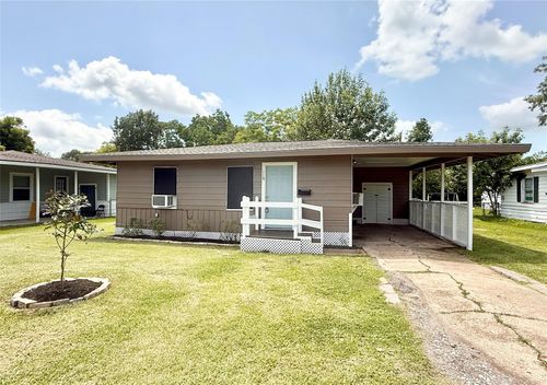 119 Oak Dr, Lake Jackson, TX, 77566-4231 | Card Image