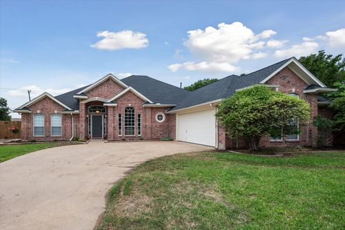 3 Savoy Ct, Mansfield, TX, 76063-5449 | Card Image