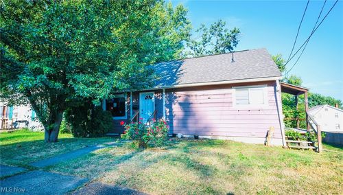 1722 Saint Elmo Ave Ne, Canton, OH, 44705-1773 | Card Image