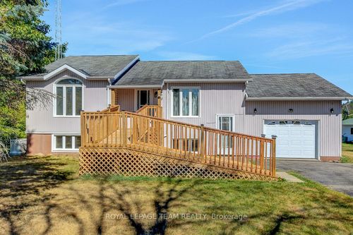 8055 County Rd 44, Spencerville, ON, K0E1X0 | Card Image