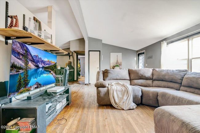 115 Red Squirrel Court | Image 6