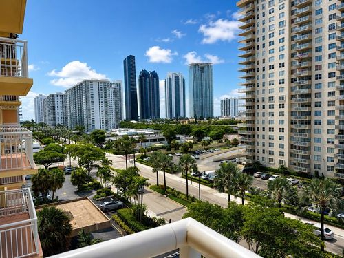 706-251 174th St, Sunny Isles Beach, FL, 33160-3300 | Card Image
