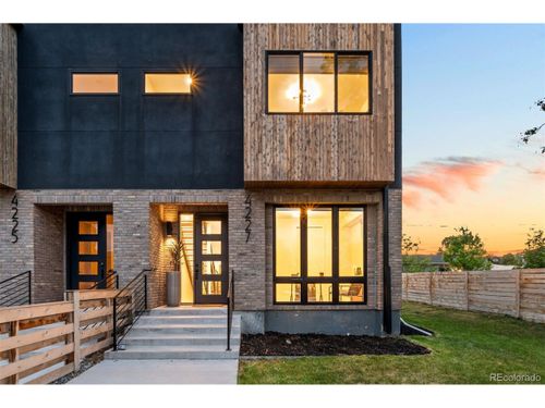4227 Mariposa St, Denver, CO, 80211-2530 | Card Image