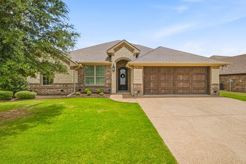 1010 Anna Cir, Granbury, TX, 76048-1126 | Card Image