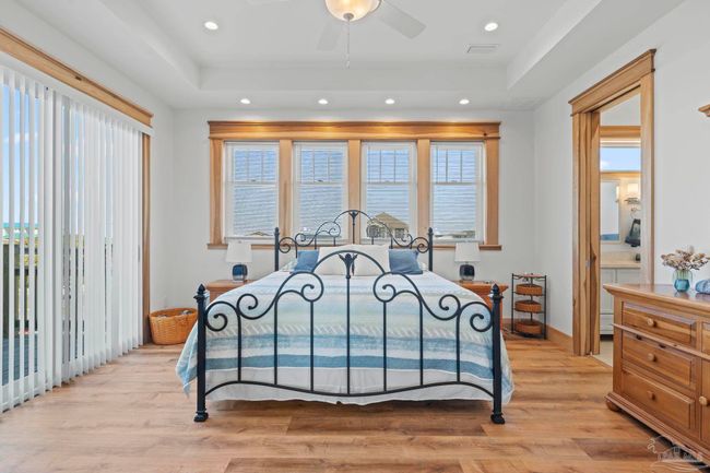 800 Via De Luna Dr, House other with 5 bedrooms, 5 bathrooms and 3 parking in Pensacola Beach FL | Image 16
