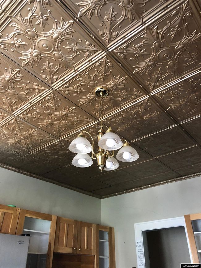211 8 Th St, House other with 6 bedrooms, 3 bathrooms and null parking in Sinclair WY | Image 6