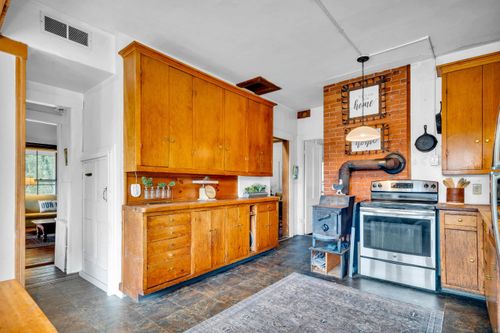 43 Parsons Ln, Jaffrey, NH, 03452-6160 | Card Image