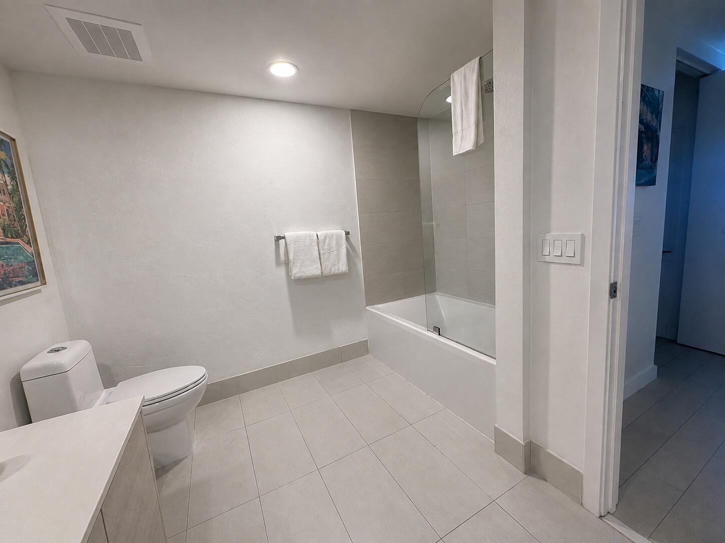 Residential in Hallandale Beach 5