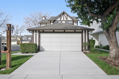 3691 Thrush Ter, Fremont, CA, 94555-1514 | Card Image
