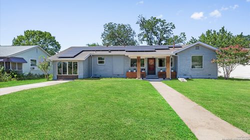 135 Irvington Dr, San Antonio, TX, 78209-4217 | Card Image
